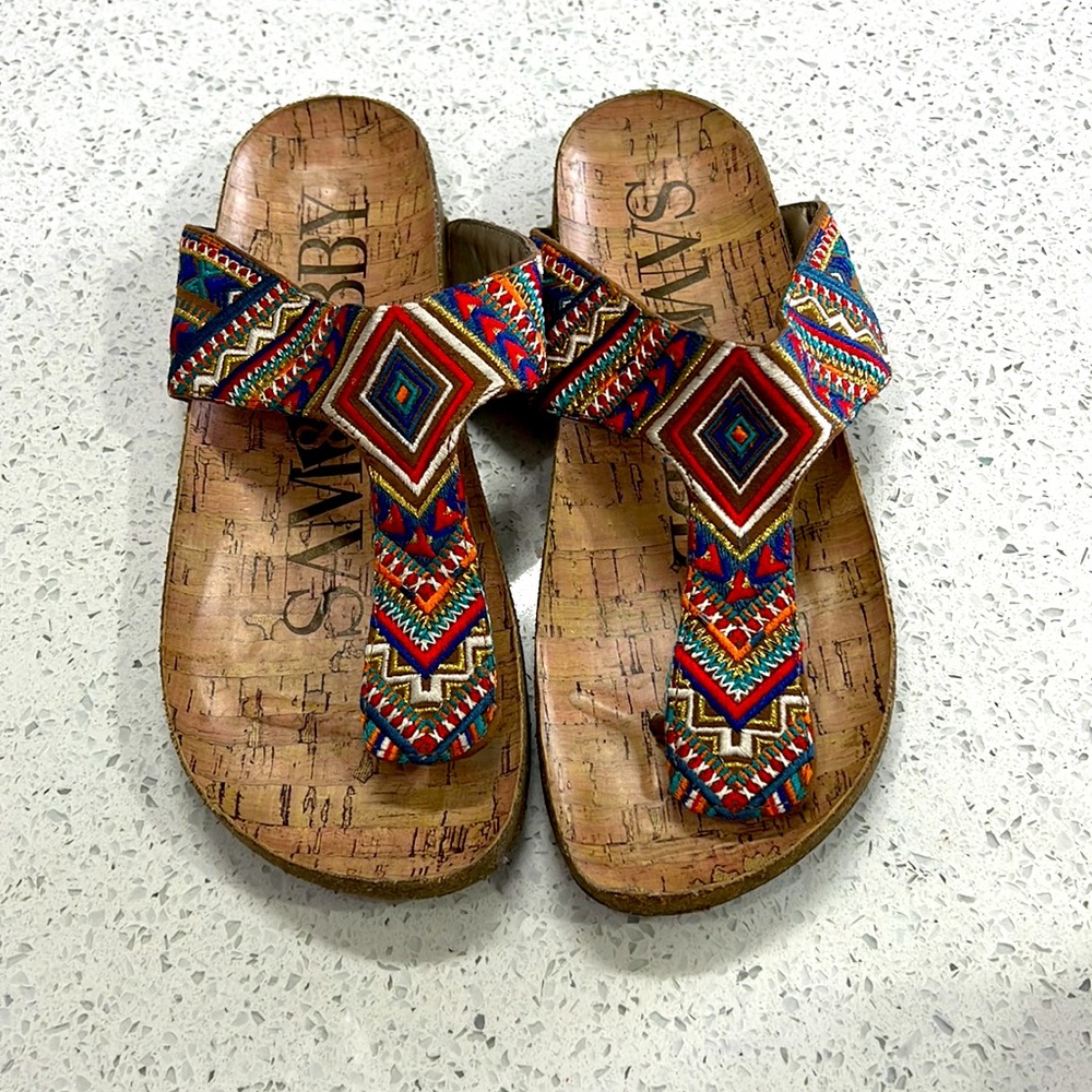 Sam & Libby Embroidered Thong Sandals size 6 - Picture 1 of 9